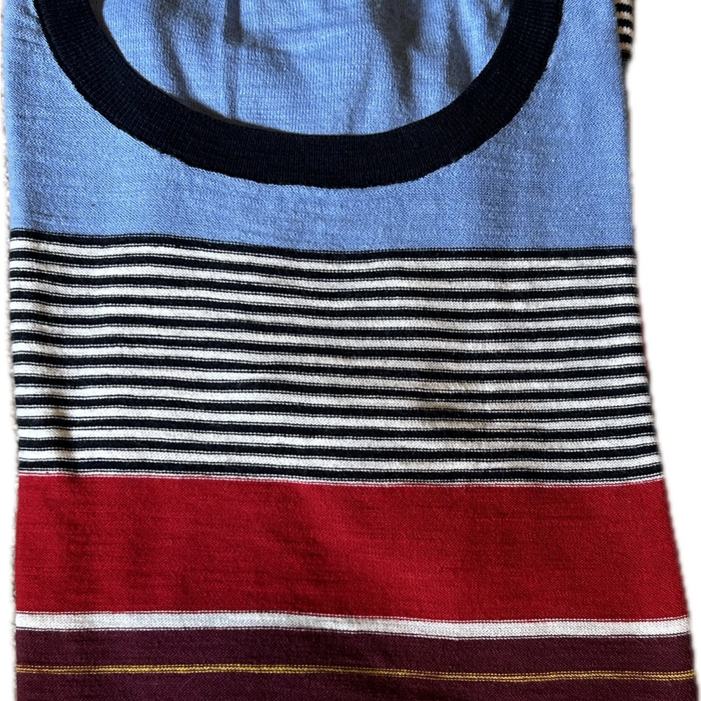 Loft Crew Sweater Short Sleeve, Multi-colored excellent condition Size Medium